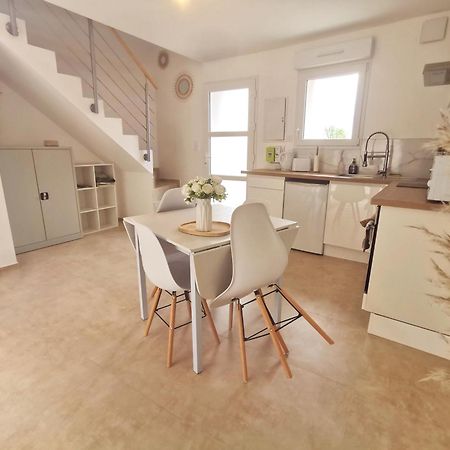 Magnifique Duplex Neuf Parking Et Terrasse Apartment Dole Luaran gambar
